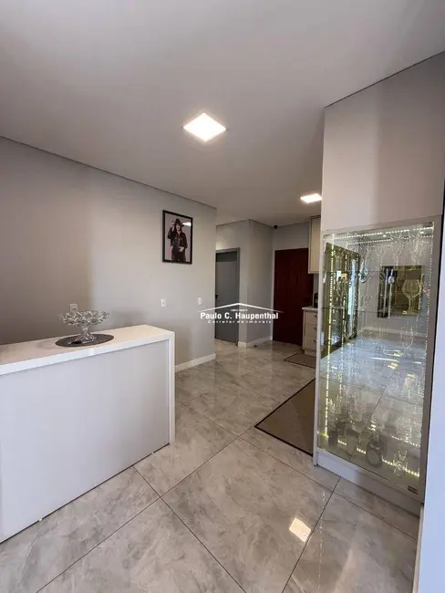 Foto 5 de Casa com 3 quartos à venda, 300m2 em Nova Divinéia, Ararangua - SC