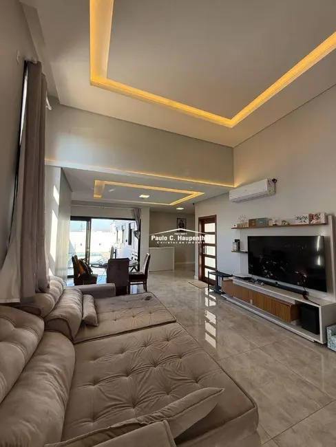 Foto 7 de Casa com 3 quartos à venda, 300m2 em Nova Divinéia, Ararangua - SC