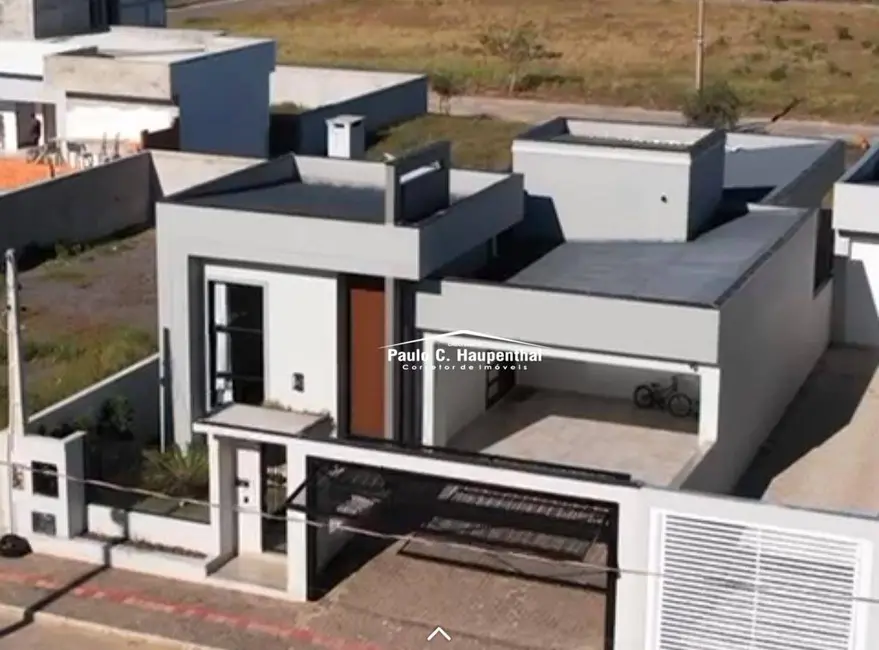 Foto 1 de Casa com 3 quartos à venda, 300m2 em Nova Divinéia, Ararangua - SC