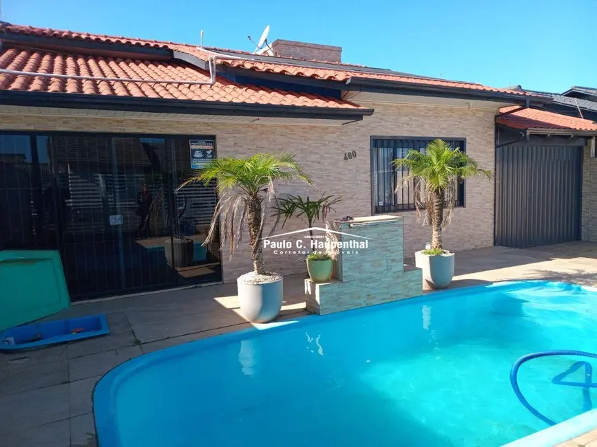 Casa com 4 quartos à venda, 300m2 em Balneario Arroio Do Silva - SC - imagem 1 Foto 1 de Casa com 4 quartos à venda, 300m2 em Balneario Arroio Do Silva - SC