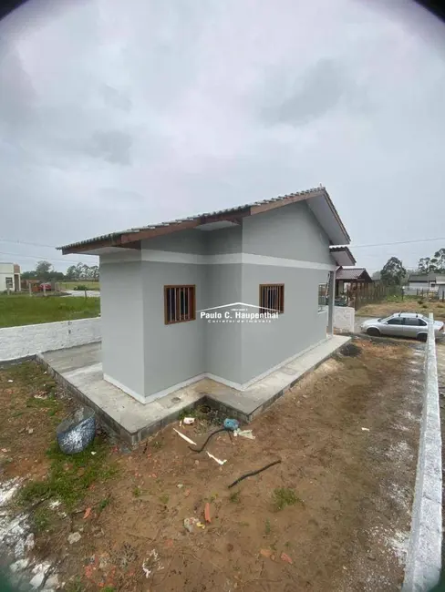Foto 2 de Casa com 2 quartos à venda, 108m2 em Lagoão, Ararangua - SC