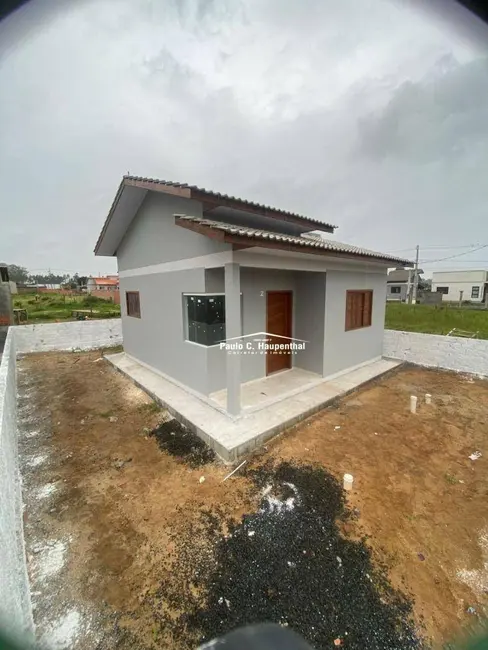 Foto 1 de Casa com 2 quartos à venda, 108m2 em Lagoão, Ararangua - SC