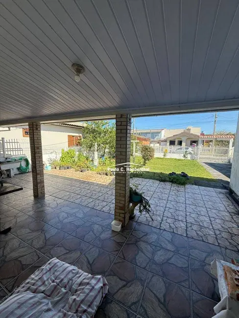 Foto 2 de Casa com 2 quartos à venda, 300m2 em Balneario Arroio Do Silva - SC
