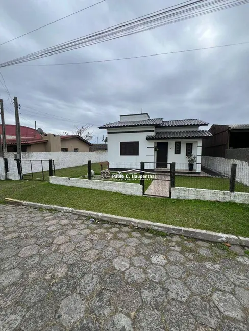 Foto 1 de Casa com 2 quartos à venda, 300m2 em Centro, Balneario Arroio Do Silva - SC