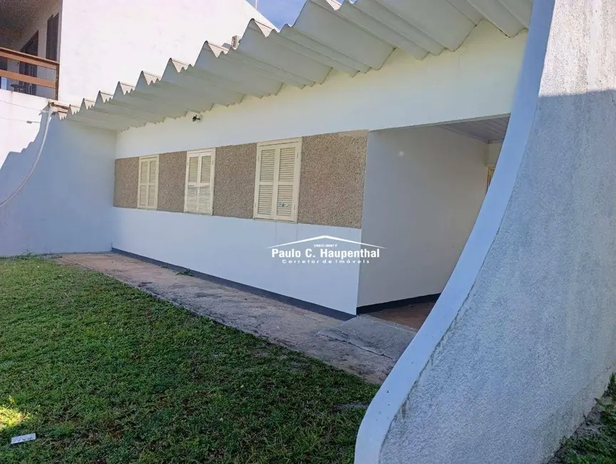 Foto 2 de Casa com 3 quartos à venda, 300m2 em Balneario Arroio Do Silva - SC