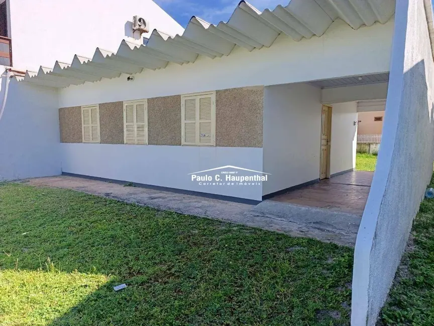 Foto 4 de Casa com 3 quartos à venda, 300m2 em Balneario Arroio Do Silva - SC