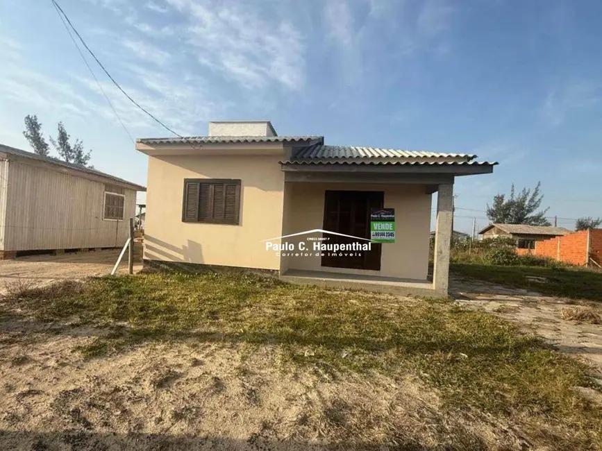 Foto 2 de Casa com 2 quartos à venda, 300m2 em Balneario Arroio Do Silva - SC