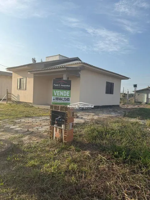 Foto 1 de Casa com 2 quartos à venda, 360m2 em Balneario Arroio Do Silva - SC