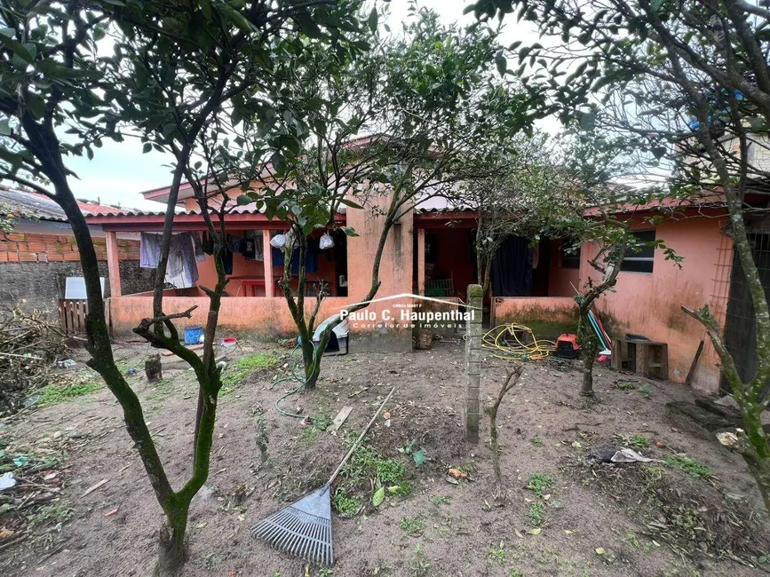 Foto 2 de Casa com 3 quartos à venda, 300m2 em Balneario Arroio Do Silva - SC