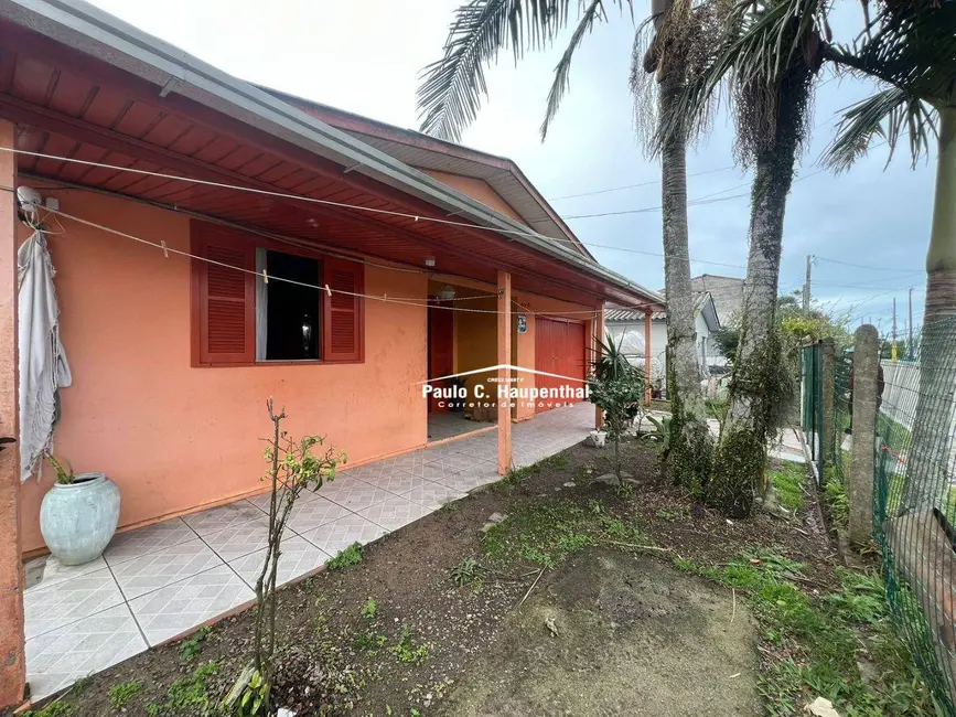 Foto 3 de Casa com 3 quartos à venda, 300m2 em Balneario Arroio Do Silva - SC