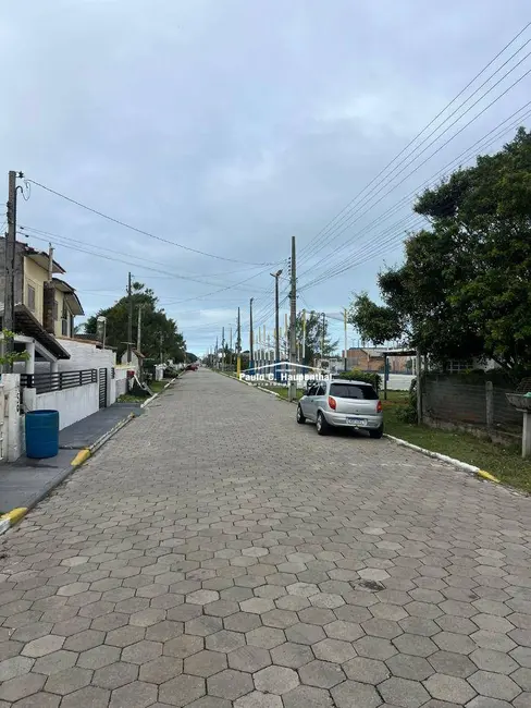 Foto 4 de Casa com 3 quartos à venda, 300m2 em Balneario Arroio Do Silva - SC