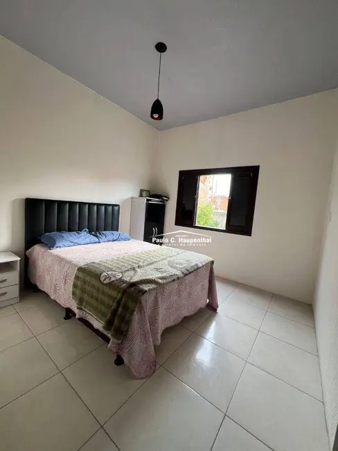 Foto 2 de Casa com 2 quartos à venda, 316m2 em Balneario Arroio Do Silva - SC