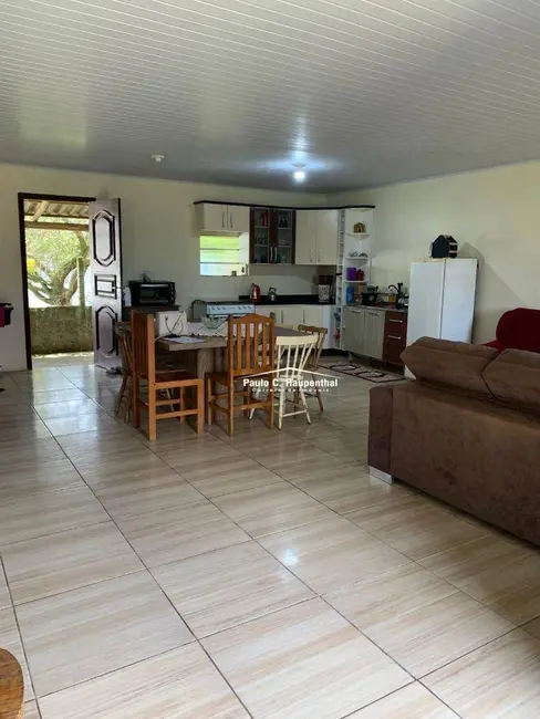 Foto 5 de Casa com 2 quartos para alugar, 330m2 em Balneario Arroio Do Silva - SC