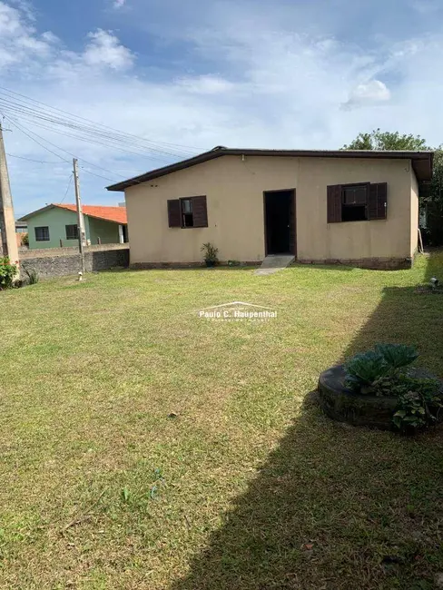 Foto 2 de Casa com 2 quartos para alugar, 330m2 em Balneario Arroio Do Silva - SC