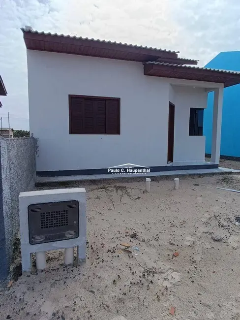 Foto 2 de Casa com 2 quartos à venda, 225m2 em Balneario Arroio Do Silva - SC