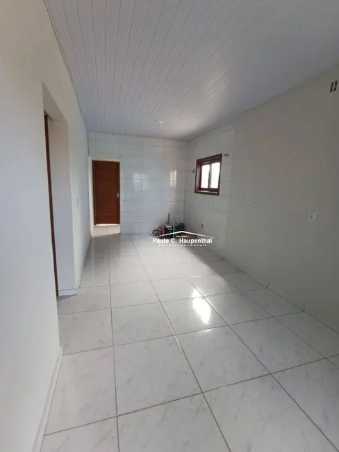 Foto 3 de Casa com 2 quartos à venda, 225m2 em Balneario Arroio Do Silva - SC