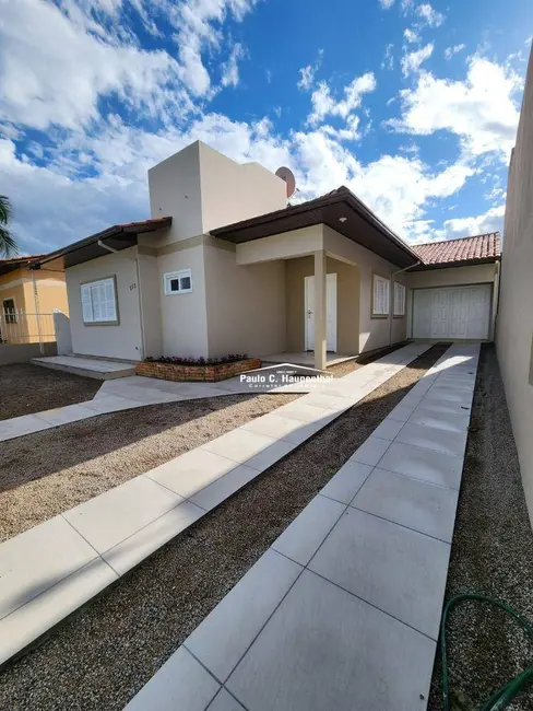 Foto 1 de Casa com 3 quartos à venda, 390m2 em Jardim das Avenidas, Ararangua - SC