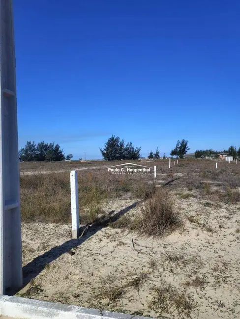 Foto 9 de Terreno / Lote à venda, 360m2 em Balneario Arroio Do Silva - SC