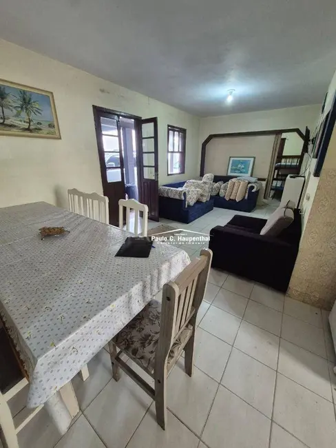 Foto 3 de Casa com 3 quartos para alugar, 390m2 em Balneario Arroio Do Silva - SC