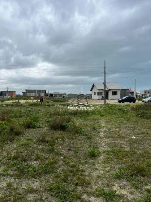 Foto 3 de Terreno / Lote à venda, 300m2 em Balneario Arroio Do Silva - SC