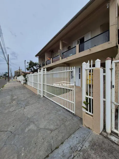 Foto 2 de Casa com 3 quartos para alugar, 324m2 em Centro, Balneario Arroio Do Silva - SC