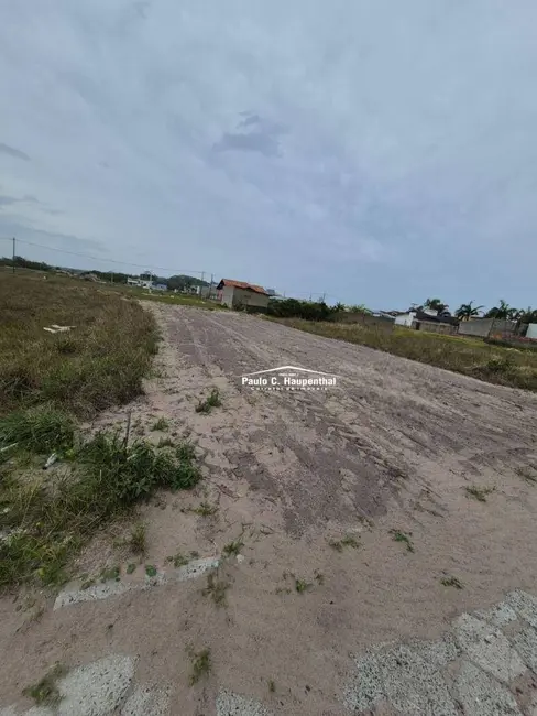 Foto 2 de Terreno / Lote à venda, 324m2 em Balneario Arroio Do Silva - SC