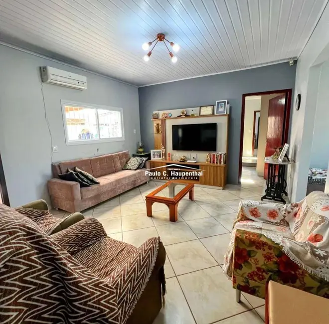 Foto 4 de Casa com 3 quartos à venda, 222m2 em Centro, Balneario Arroio Do Silva - SC