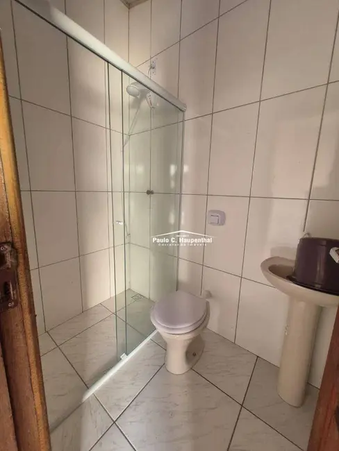 Foto 8 de Casa com 4 quartos para alugar, 300m2 em Balneario Arroio Do Silva - SC