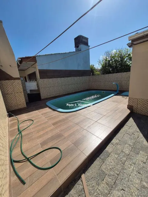 Foto 6 de Casa com 4 quartos para alugar, 300m2 em Balneario Arroio Do Silva - SC