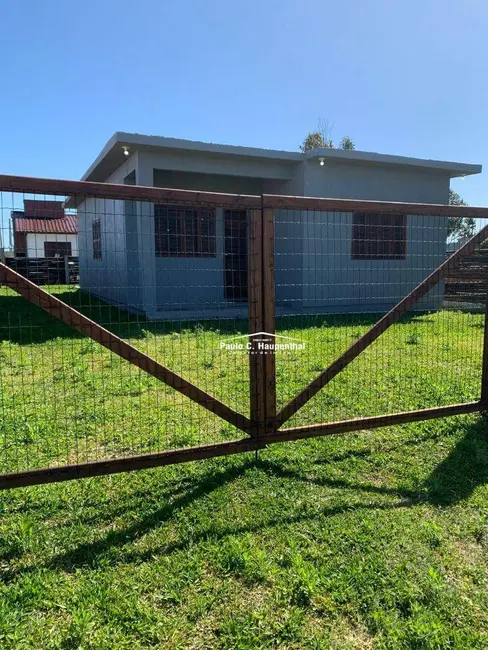 Foto 3 de Casa com 3 quartos para alugar, 300m2 em Balneario Arroio Do Silva - SC