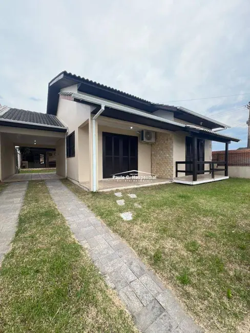 Foto 1 de Casa com 2 quartos à venda, 300m2 em Balneario Arroio Do Silva - SC