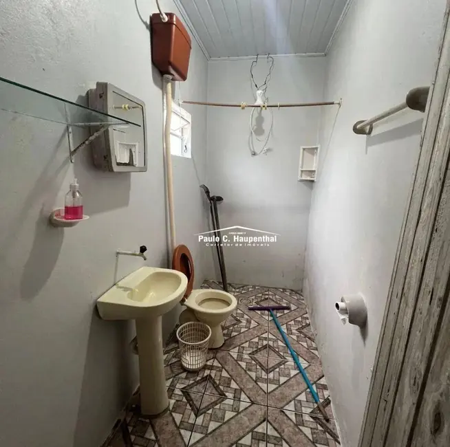 Foto 8 de Casa com 2 quartos à venda, 300m2 em Balneario Arroio Do Silva - SC