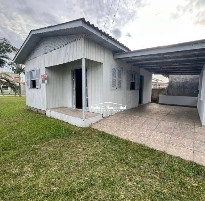Foto 1 de Casa com 2 quartos à venda, 300m2 em Balneario Arroio Do Silva - SC