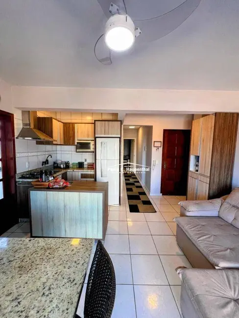 Foto 3 de Apartamento com 2 quartos à venda, 87m2 em Centro, Balneario Arroio Do Silva - SC