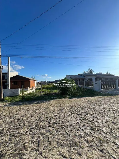 Foto 1 de Terreno / Lote à venda, 300m2 em Balneario Arroio Do Silva - SC