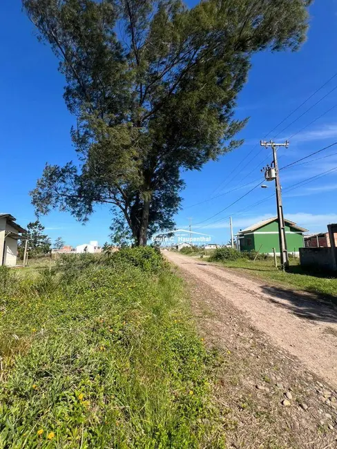 Foto 3 de Terreno / Lote à venda, 300m2 em Balneario Arroio Do Silva - SC