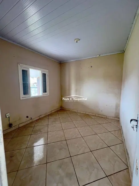 Casa com 2 quartos à venda, 300m2 em Balneario Arroio Do Silva - SC - imagem 7 Foto 7 de Casa com 2 quartos à venda, 300m2 em Balneario Arroio Do Silva - SC