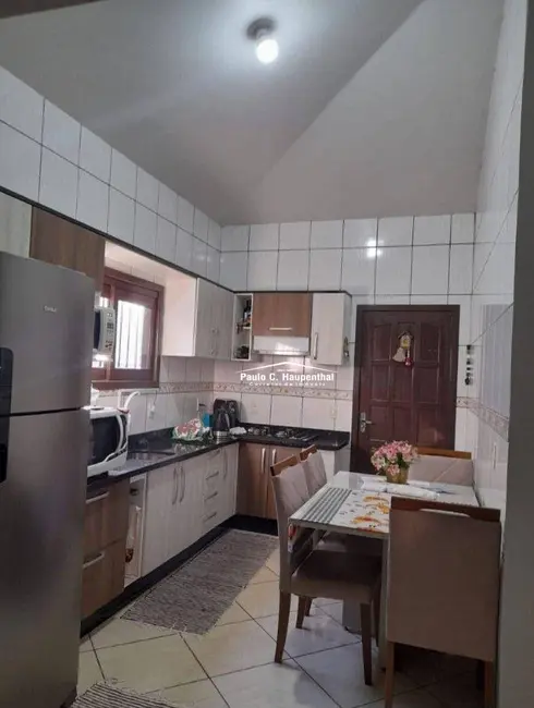 Foto 3 de Casa com 3 quartos à venda, 300m2 em Balneario Arroio Do Silva - SC