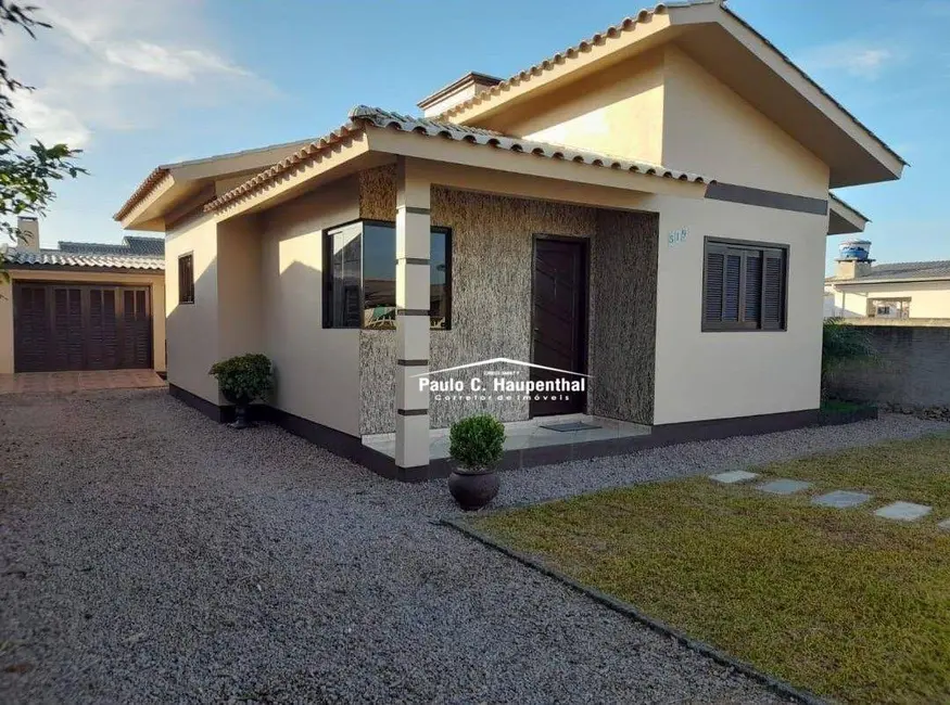 Foto 1 de Casa com 3 quartos à venda, 300m2 em Balneario Arroio Do Silva - SC