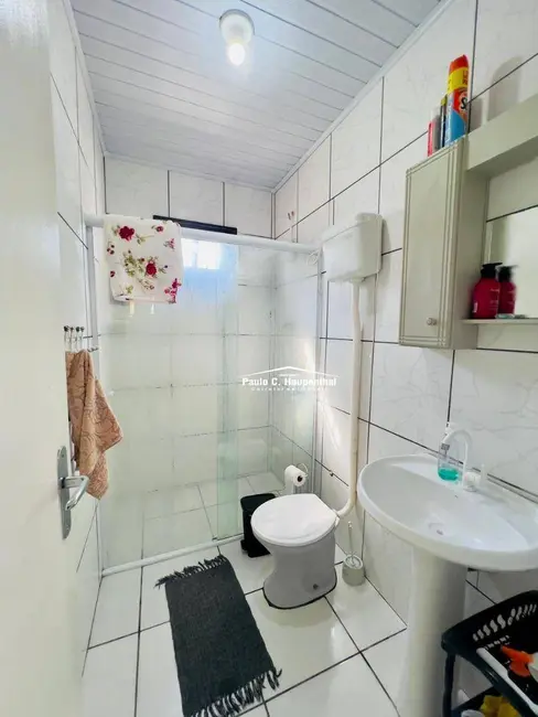 Foto 8 de Casa com 3 quartos à venda, 300m2 em Balneario Arroio Do Silva - SC