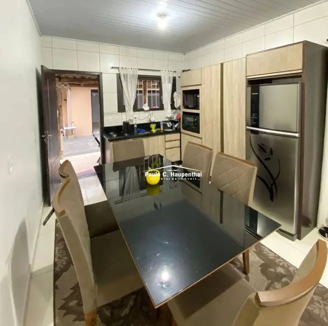 Foto 3 de Casa com 3 quartos à venda, 300m2 em Balneario Arroio Do Silva - SC