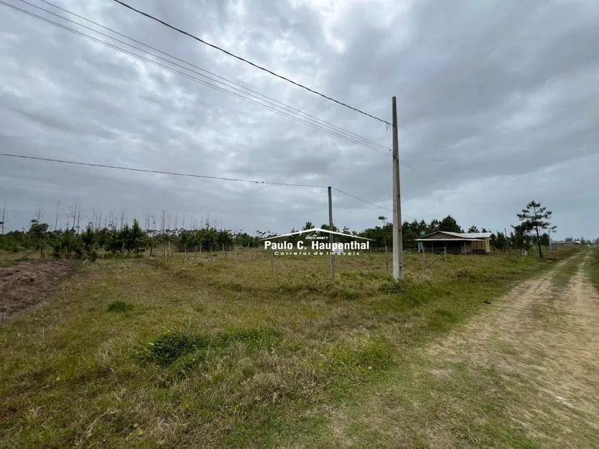 Foto 2 de Terreno / Lote à venda, 300m2 em Balneario Arroio Do Silva - SC