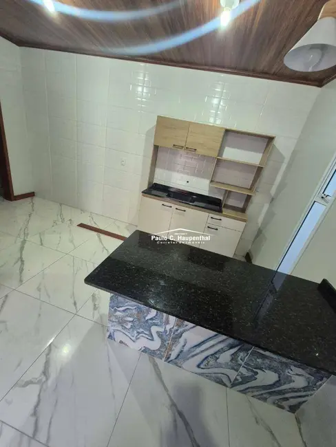 Foto 4 de Apartamento com 1 quarto para alugar, 300m2 em Balneario Arroio Do Silva - SC