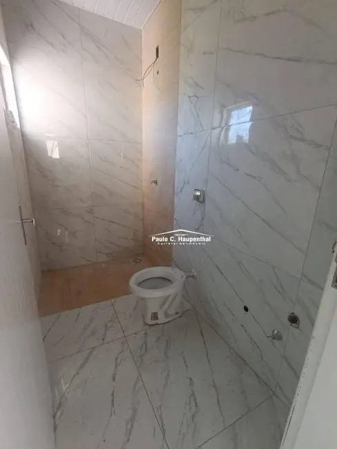 Casa com 2 quartos à venda, 300m2 em Ararangua - SC - imagem 8 Foto 8 de Casa com 2 quartos à venda, 300m2 em Ararangua - SC