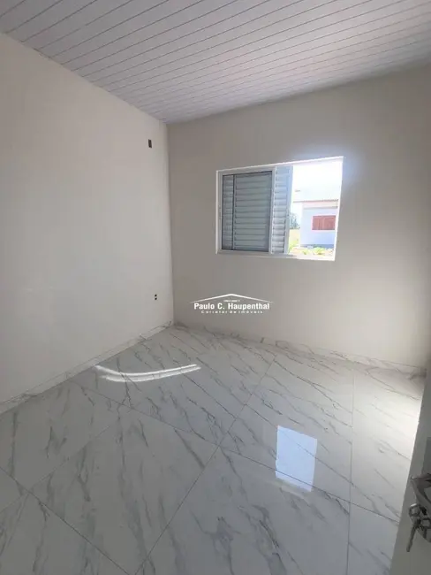 Casa com 2 quartos à venda, 300m2 em Ararangua - SC - imagem 9 Foto 9 de Casa com 2 quartos à venda, 300m2 em Ararangua - SC