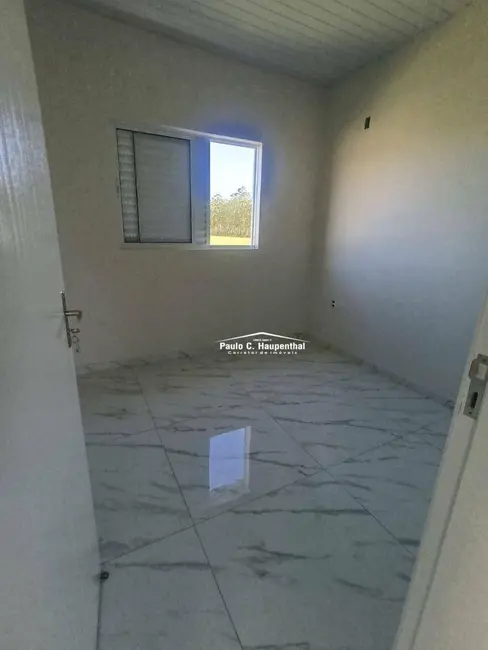 Casa com 2 quartos à venda, 300m2 em Ararangua - SC - imagem 5 Foto 5 de Casa com 2 quartos à venda, 300m2 em Ararangua - SC