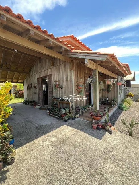 Casa com 2 quartos à venda, 300m2 em Balneario Arroio Do Silva - SC - imagem 4 Foto 4 de Casa com 2 quartos à venda, 300m2 em Balneario Arroio Do Silva - SC