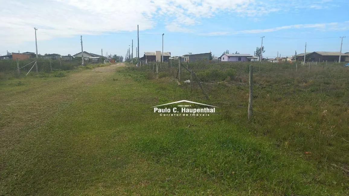 Foto 4 de Terreno / Lote à venda, 300m2 em Balneario Arroio Do Silva - SC