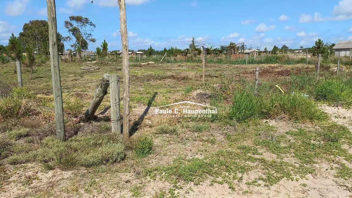 Terreno / Lote à venda, 300m2 em Balneario Arroio Do Silva - SC - imagem 1 Foto 1 de Terreno / Lote à venda, 300m2 em Balneario Arroio Do Silva - SC