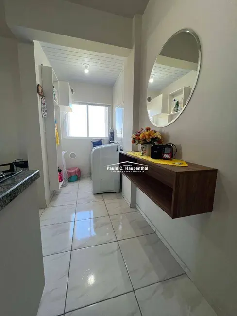 Foto 3 de Apartamento com 2 quartos à venda, 54m2 em Centro, Balneario Arroio Do Silva - SC